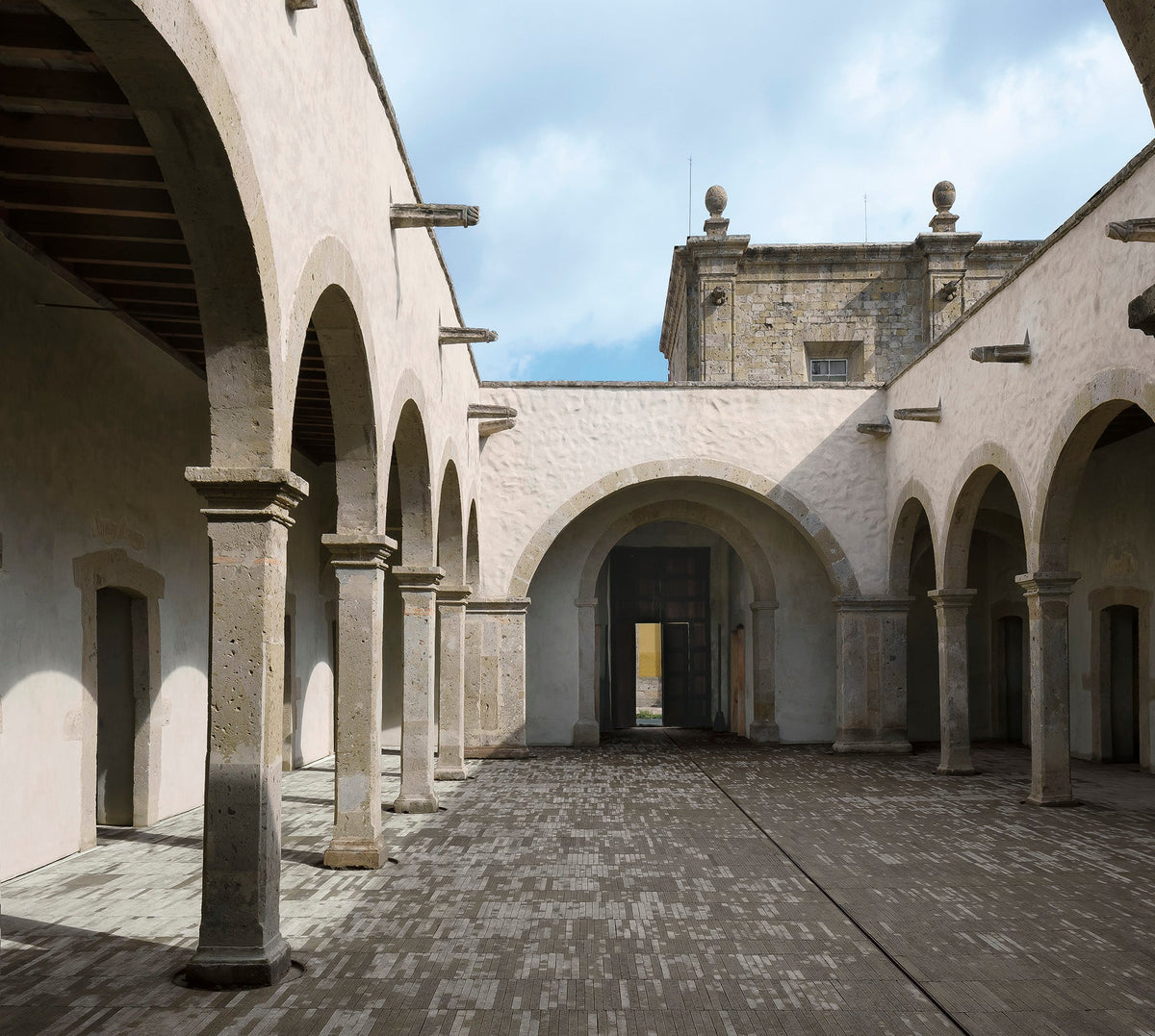Antiguo colegio de San Diego de Alcalá - Macías Peredo