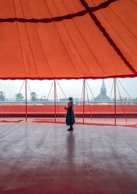 Smiljan Radić - NAVE. Sala de Artes Escénicas Experimentales