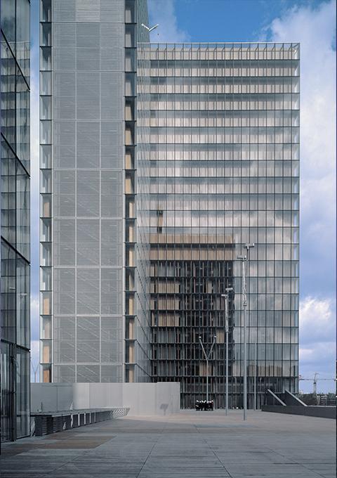 Biblioteca Nacional Francia por Dominique Perrault