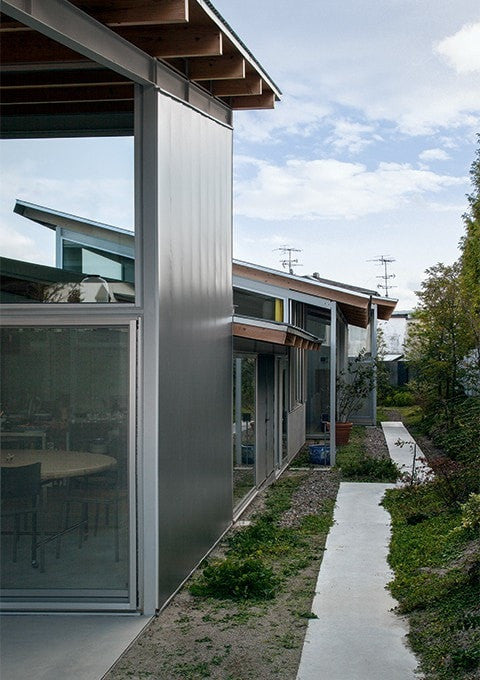 Kazuyo Sejima & Associates - Nishinoyama Apartments