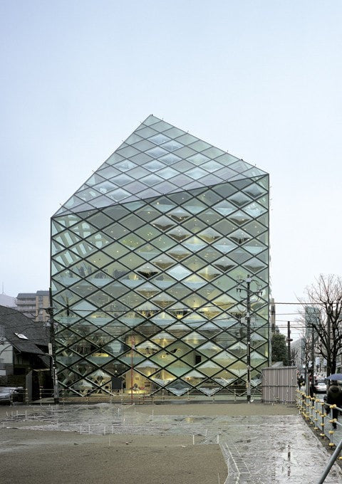 Herzog & de Meuron - Prada Epicenter Aoyama