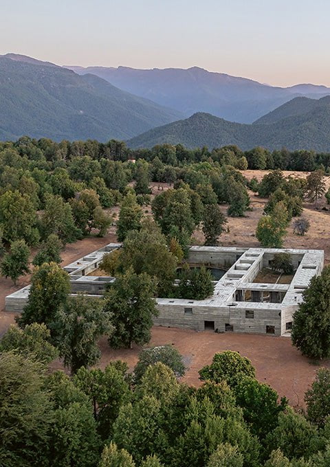 LUNA. Centro cultural en Yungay - Pezo Von Ellrichshausen